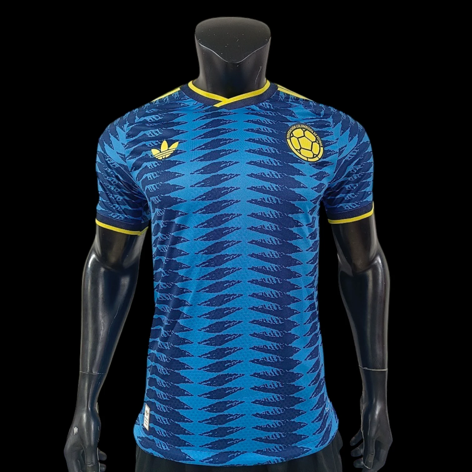 Colombie Maillot Extérieur 2627 – Version Player Officiel Acheter Colombie Maillot Extérieur 2627 – Version Player - Maillot pas cher